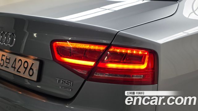 Audi A8 3.0 TFSI Quattro LWB D4 2012 — фото 23