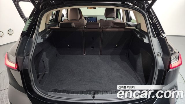 BMW 2 Series Active Tourer (U06) 220i Luxury 2024 — фото 19