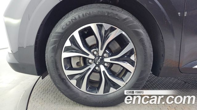 Kia Carnival (IV) Gasoline 9-Seater Signature 2023 — фото 5