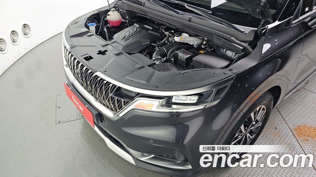 Kia Carnival (IV) Gasoline 9-Seater Signature 2023 — фото 6