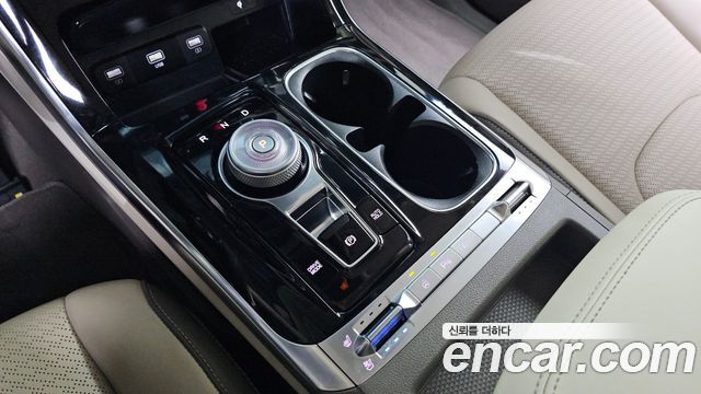 Kia Carnival (IV) Gasoline 9-Seater Signature 2023 — фото 9