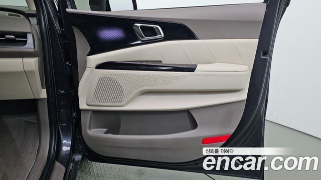 Kia Carnival (IV) Gasoline 9-Seater Signature 2023 — фото 25