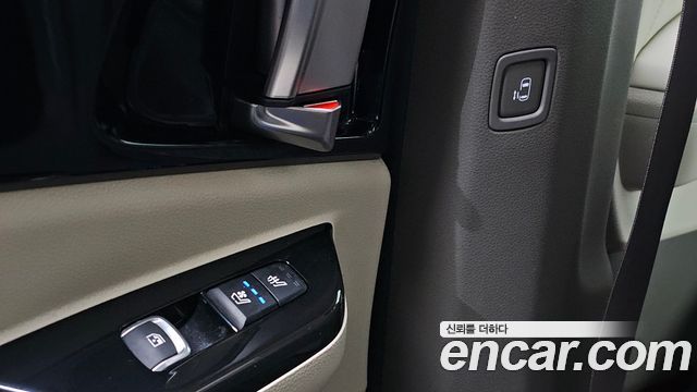Kia Carnival (IV) Gasoline 9-Seater Signature 2023 — фото 30