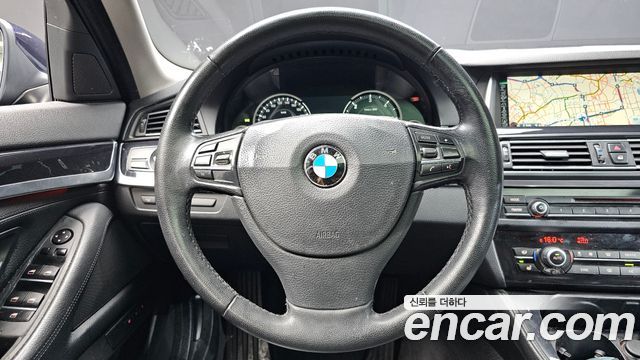 BMW 5 Series (F10) 520d xDrive 2015 — фото 13