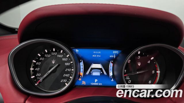 Maserati Levante 3.0 Diesel AWD GranLusso 2018 — фото 8