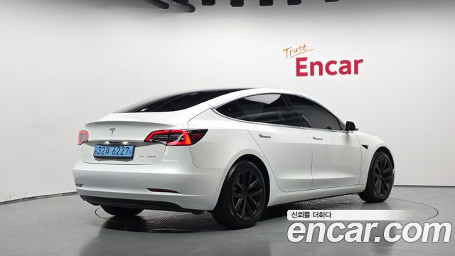 Tesla Model 3 Long Range AWD 2020 — фото 2