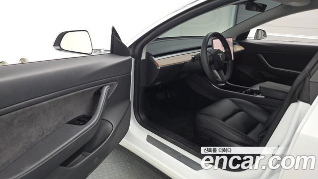 Tesla Model 3 Long Range AWD 2020 — фото 10