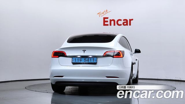 Tesla Model 3 Standard Range Plue RWD 2020 — фото 4