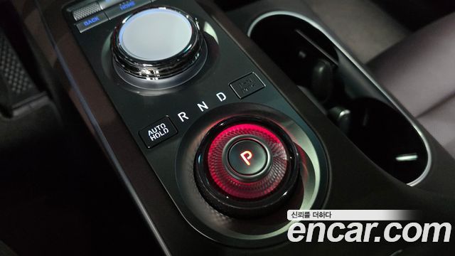 Genesis GV70 2.5T Gasoline 2WD 2024 — фото 9