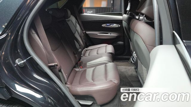 Genesis GV70 2.5T Gasoline 2WD 2024 — фото 11