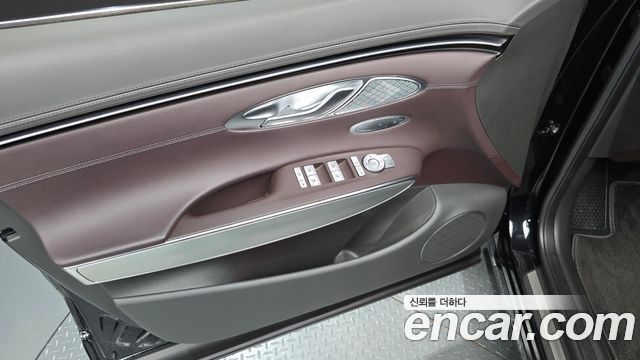 Genesis GV70 2.5T Gasoline 2WD 2024 — фото 24