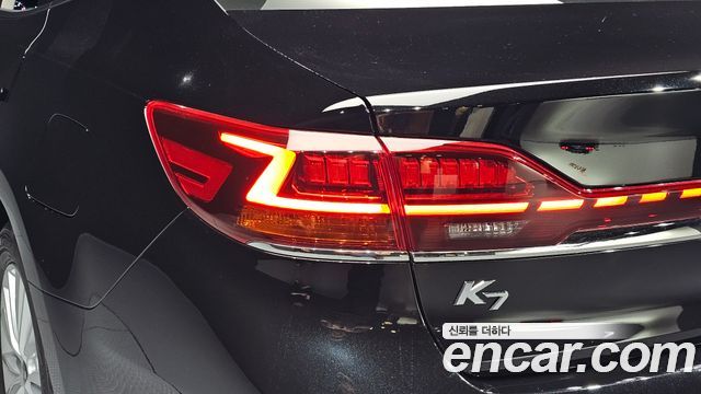 Kia K7 Premier 2.5 GDI Prestige 2021 — фото 23