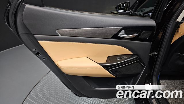 Kia K7 Premier 2.5 GDI Prestige 2021 — фото 25