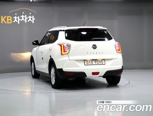 KG Mobility (SsangYong) Tivoli VX 2WD 2017 — фото 4