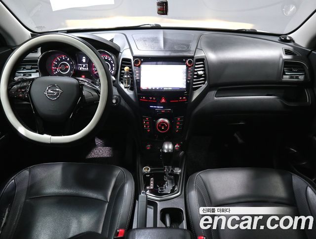 KG Mobility (SsangYong) Tivoli VX 2WD 2017 — фото 10