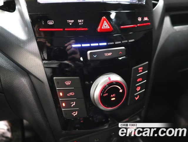 KG Mobility (SsangYong) Tivoli VX 2WD 2017 — фото 15