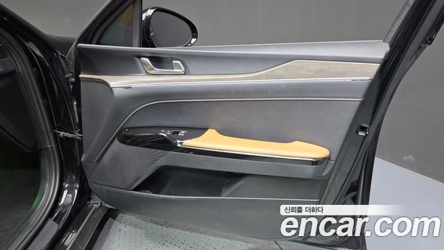 Kia K5 (III) 2.0 Noblesse 2020 — фото 30