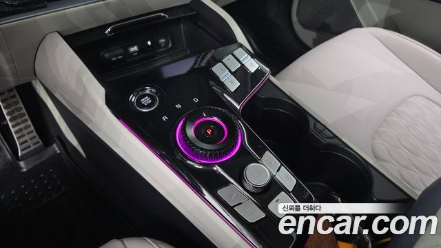 Kia Sportage (V) LPG 2.0 2WD Signature 2023 — фото 9