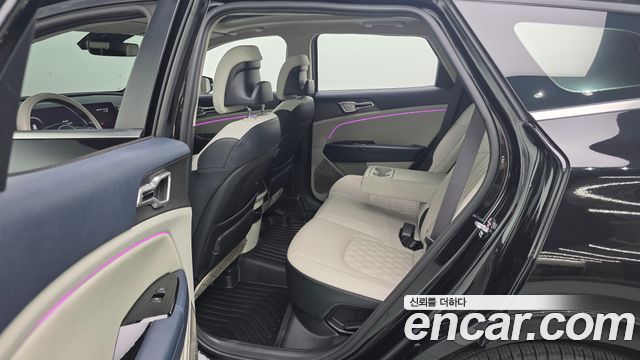 Kia Sportage (V) LPG 2.0 2WD Signature 2023 — фото 11