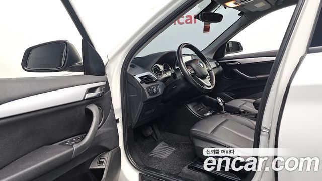 BMW X1 (F48) xDrive 18d Joy 2018 — фото 10
