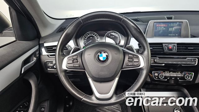 BMW X1 (F48) xDrive 18d Joy 2018 — фото 13