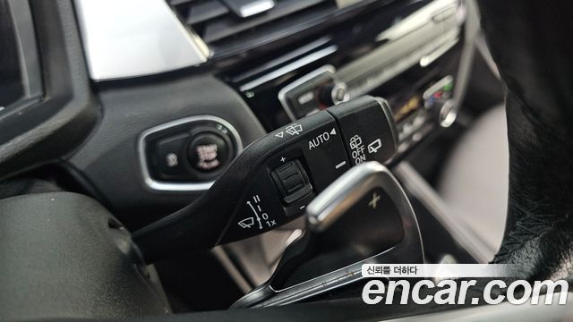 BMW X1 (F48) xDrive 18d Joy 2018 — фото 30