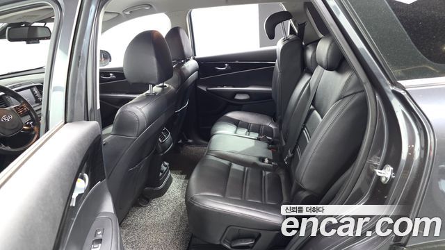 Kia Sorento Diesel 2.0 2WD Marster 2020 — фото 12