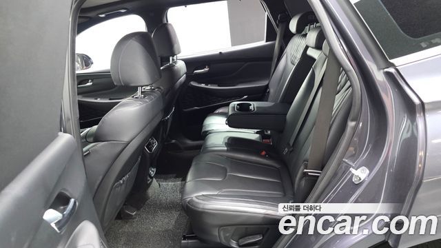 Hyundai Santa Fe Diesel 2.2 2WD Calligraphy 2021 — фото 12