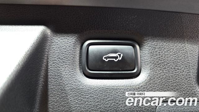 Hyundai Santa Fe Diesel 2.2 2WD Calligraphy 2021 — фото 16