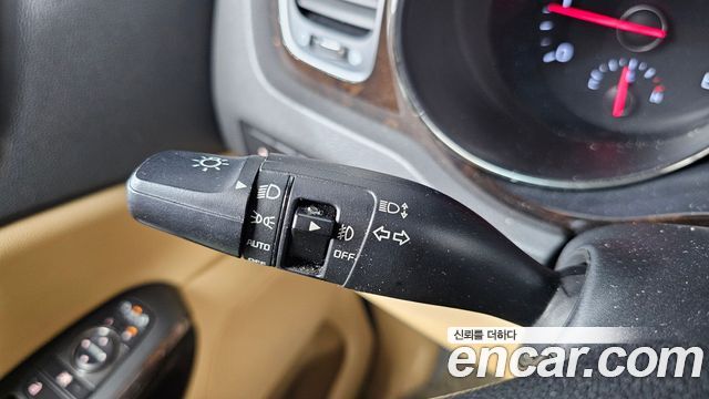 Kia Carnival 9-Seater Prstige 2019 — фото 34