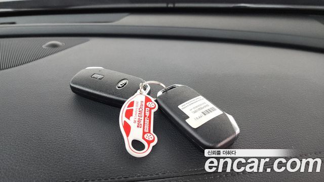 Kia K7 Premier 2.5 GDI Noblesse 2020 — фото 15