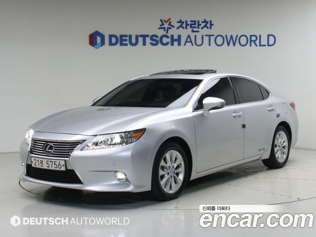 Lexus ES300h Supreme XV60