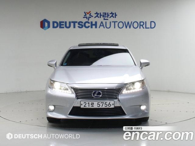 Lexus ES300h Supreme XV60 2014 — фото 3