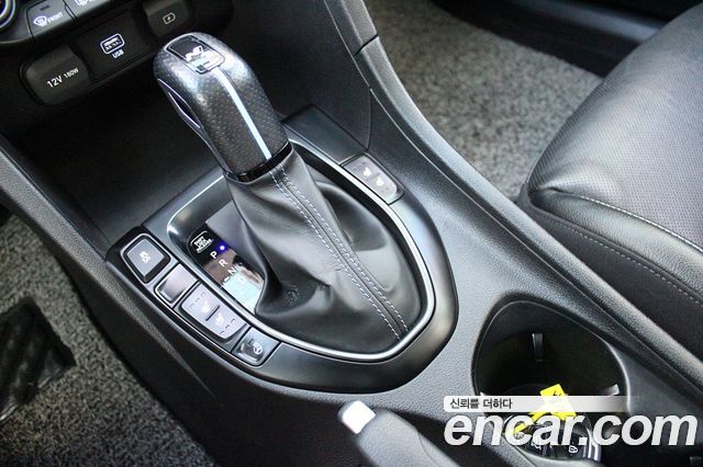 Hyundai Veloster (JS) 2.0 N 2021 — фото 15