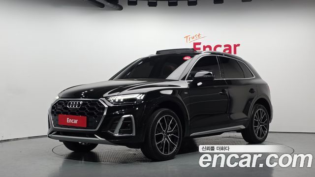 Audi Q5 (FY) 45 TFSI Quattro Premium 2024 — фото 1