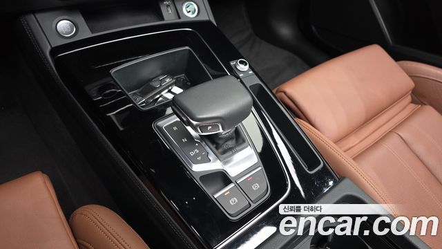 Audi Q5 (FY) 45 TFSI Quattro Premium 2024 — фото 9