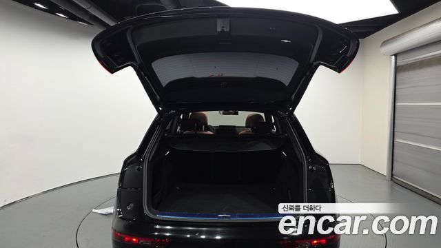 Audi Q5 (FY) 45 TFSI Quattro Premium 2024 — фото 20