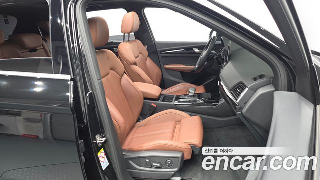 Audi Q5 (FY) 45 TFSI Quattro Premium 2024 — фото 26