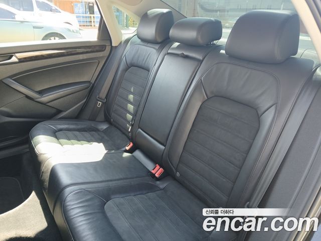 Volkswagen Passat 2.0 TDI B7 2014 — фото 18