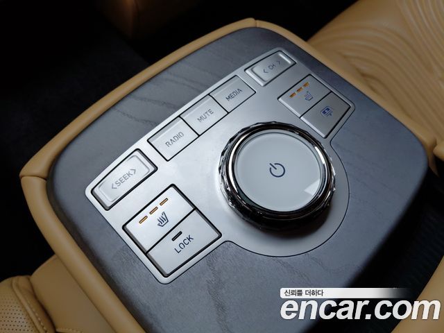 Genesis G80 (RG3) Gasoline 2.5 Turbo 2WD 2024 — фото 35