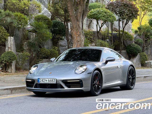 Porsche 911 (992) Carrera GTS