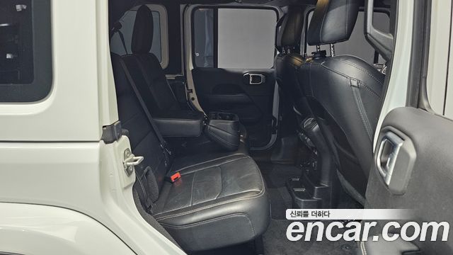 Jeep Wrangler (JL) 2.0 Overland 4Door 2019 — фото 11