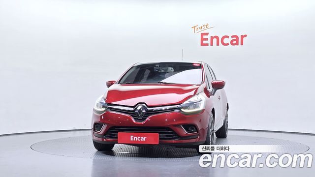 Renault Korea Clio Intens Panoramic 2019 — фото 3