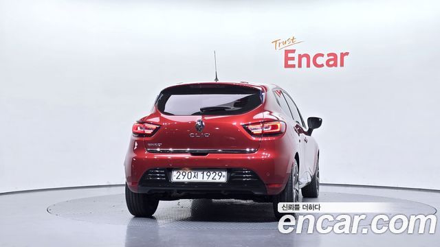 Renault Korea Clio Intens Panoramic 2019 — фото 4