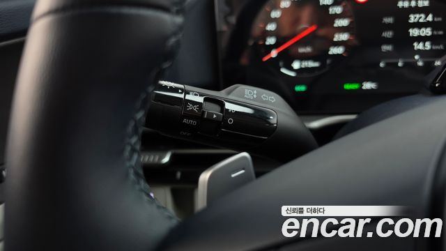 Kia Sportage Hybrid (V) HEV 1.6 2WD Signature 2025 — фото 35