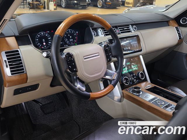 Land Rover Range Rover (IV) 5.0 SC AB LWB 2020 — фото 9