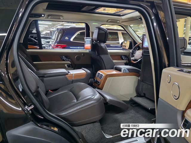 Land Rover Range Rover (IV) 5.0 SC AB LWB 2020 — фото 20