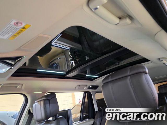 Land Rover Range Rover (IV) 5.0 SC AB LWB 2020 — фото 22