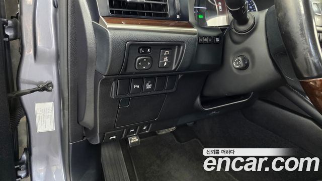 Lexus ES300h Supreme+ XV60 2018 — фото 16