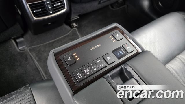 Lexus ES300h Supreme+ XV60 2018 — фото 19